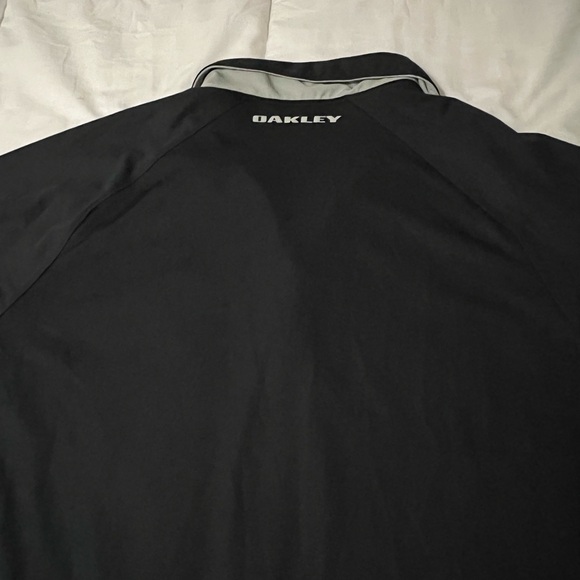 Oakley Black Polo Shirt with White Accents - Picture 6 of 9